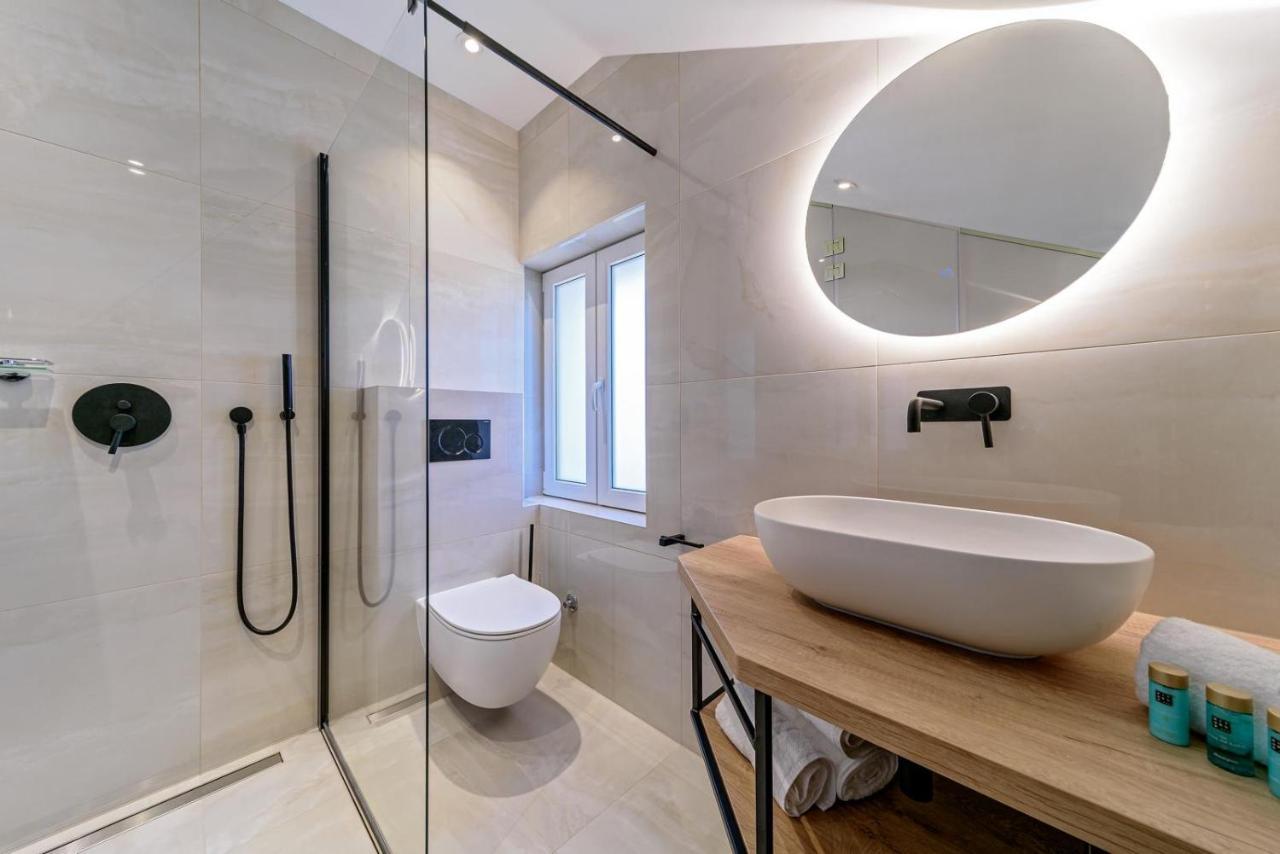Lumiere Luxury Rooms Spalato Esterno foto