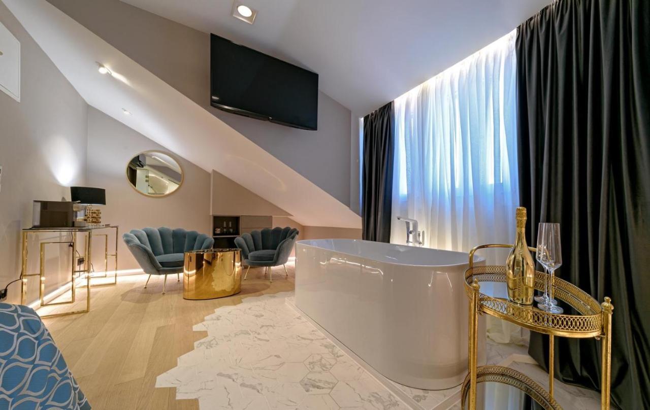 Lumiere Luxury Rooms Spalato Esterno foto